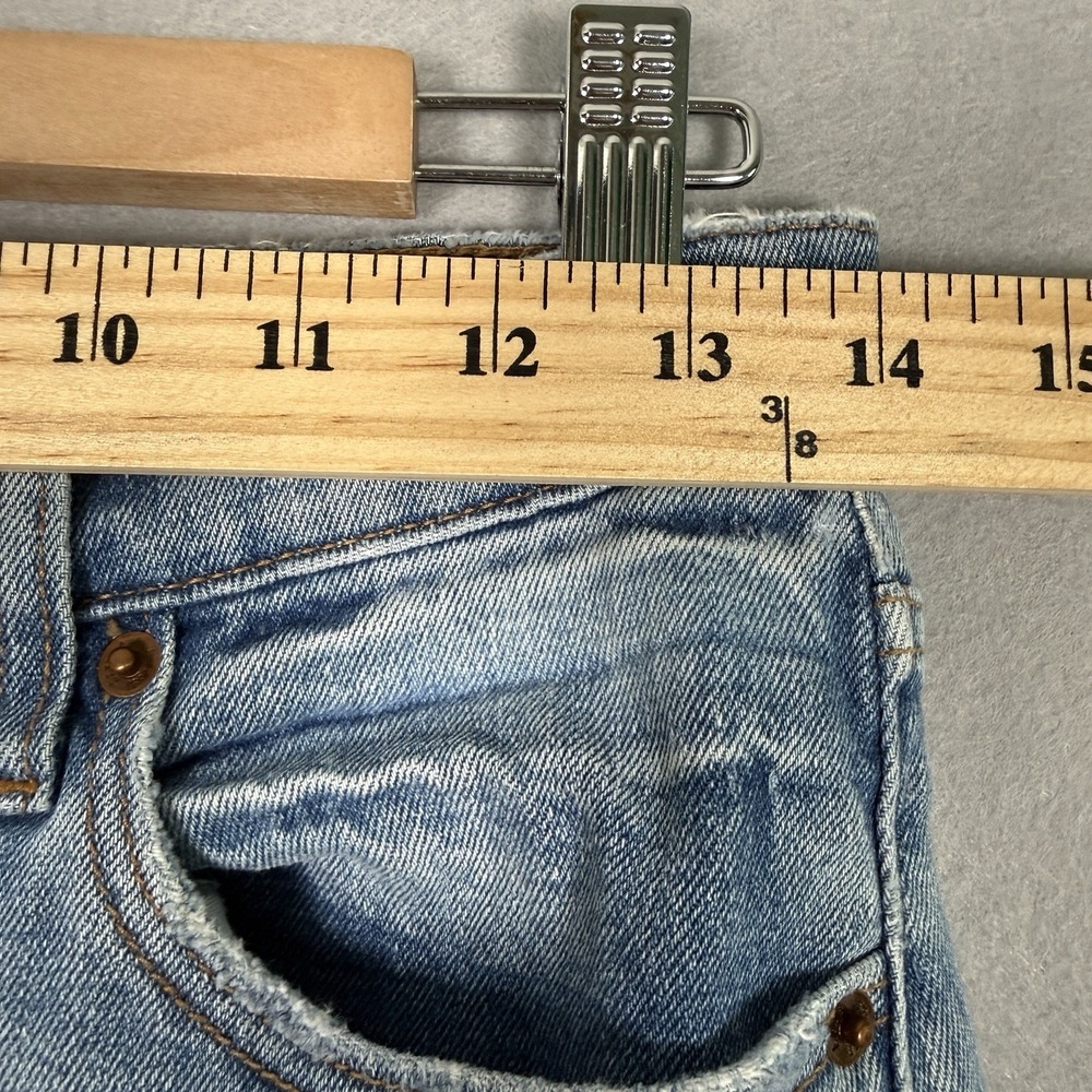 Abercrombie & Fitch The Mom High Rise Jeans Straight Leg Light Wash - Picture 15 of 16